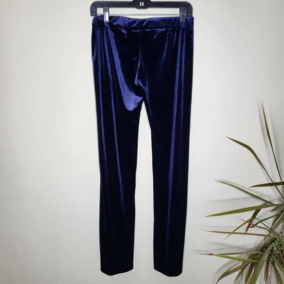 Reconnect Charlotte Straight Leg Velvet Maternity Velour Pants - Picture 5 of 10